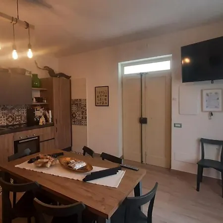 Abaton - Casa 4*